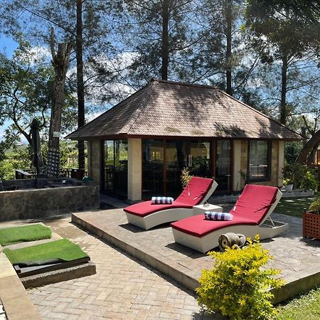 Balinese Villa In Berastagi Exterior foto
