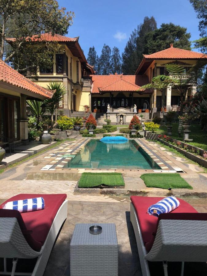 Balinese Villa In Berastagi Exterior foto